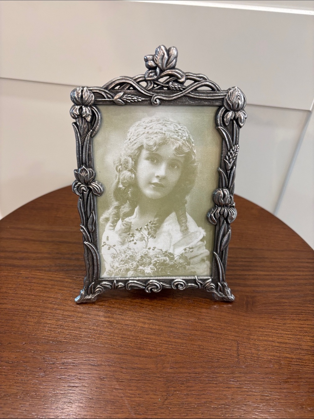 Ornate Silver Floral Picture Frame - Classic Home Accent